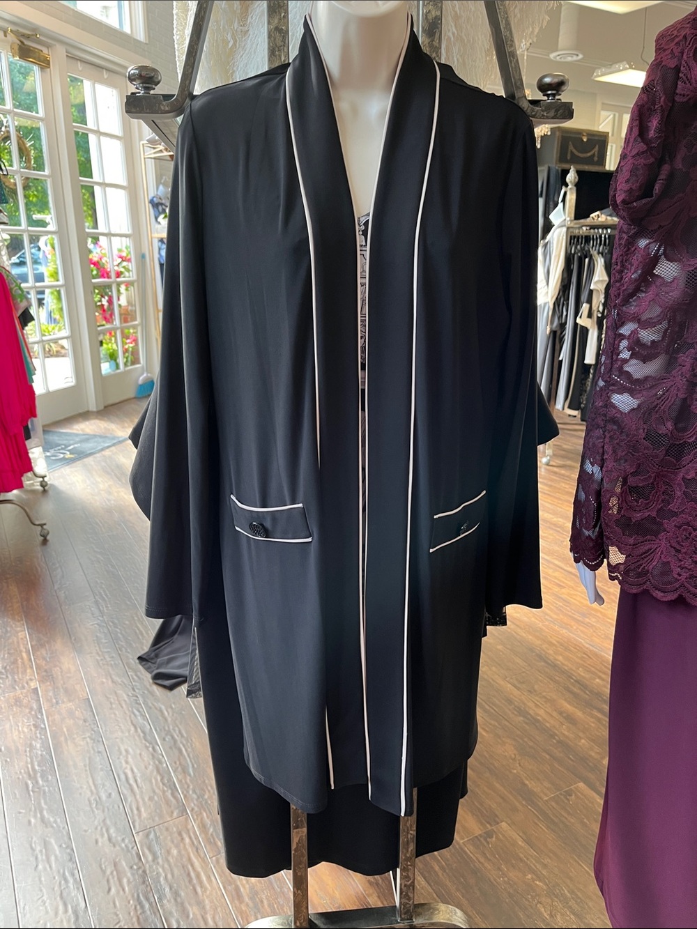 243019 Frank Lyman Design Black Robe Jacket with White Piping